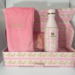 The STANLEY x Love Shack Fancy All Day Slim Bottle Blooming Heirloom 20 Oz